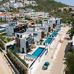 Βίλα Villa Alissia *